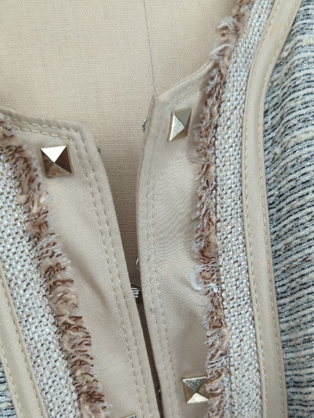 00398 WHBM Tweed Fringe Pocket Jacket Cream Blue size 14 preppy Business casual - Picture 6 of 9